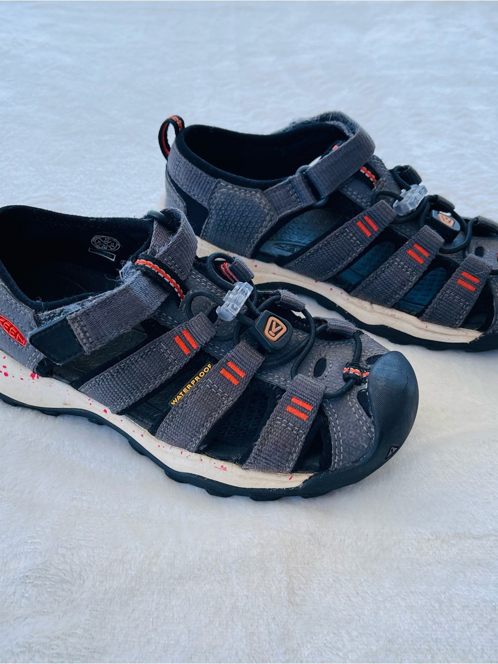 KEENS Newport Neo H2 Sandals Kids 12 Magnet Gray Waterproof Closed Toe